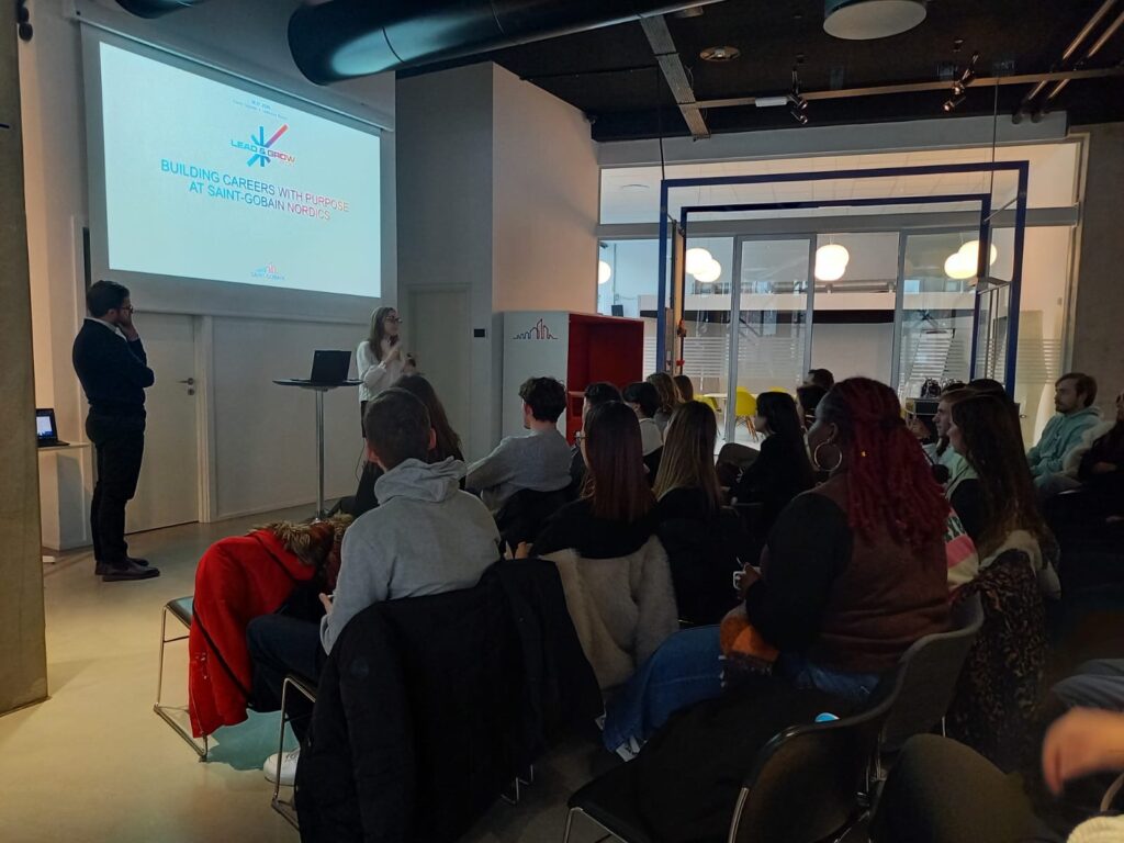 Jour_2_matin_visite_saint-gobin_page_mobilité_internationale_Copenhague